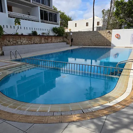 Jacaranda Close To The Beach, Sea-view, Pool, Wifi, Sat-tv * Arona