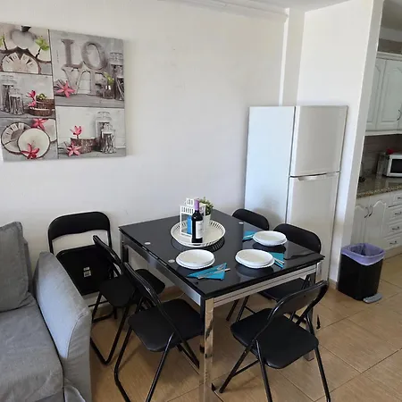 Jacaranda Close To The Beach, Sea-view, Pool, Wifi, Sat-tv