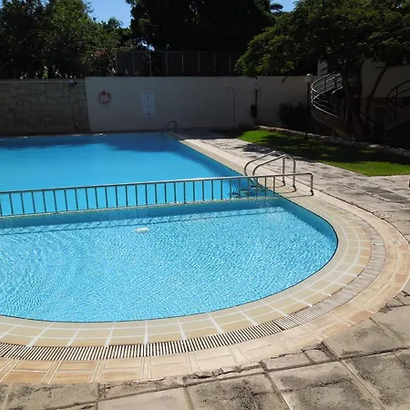 Jacaranda Close To The Beach, Sea-view, Pool, Wifi, Sat-tv *